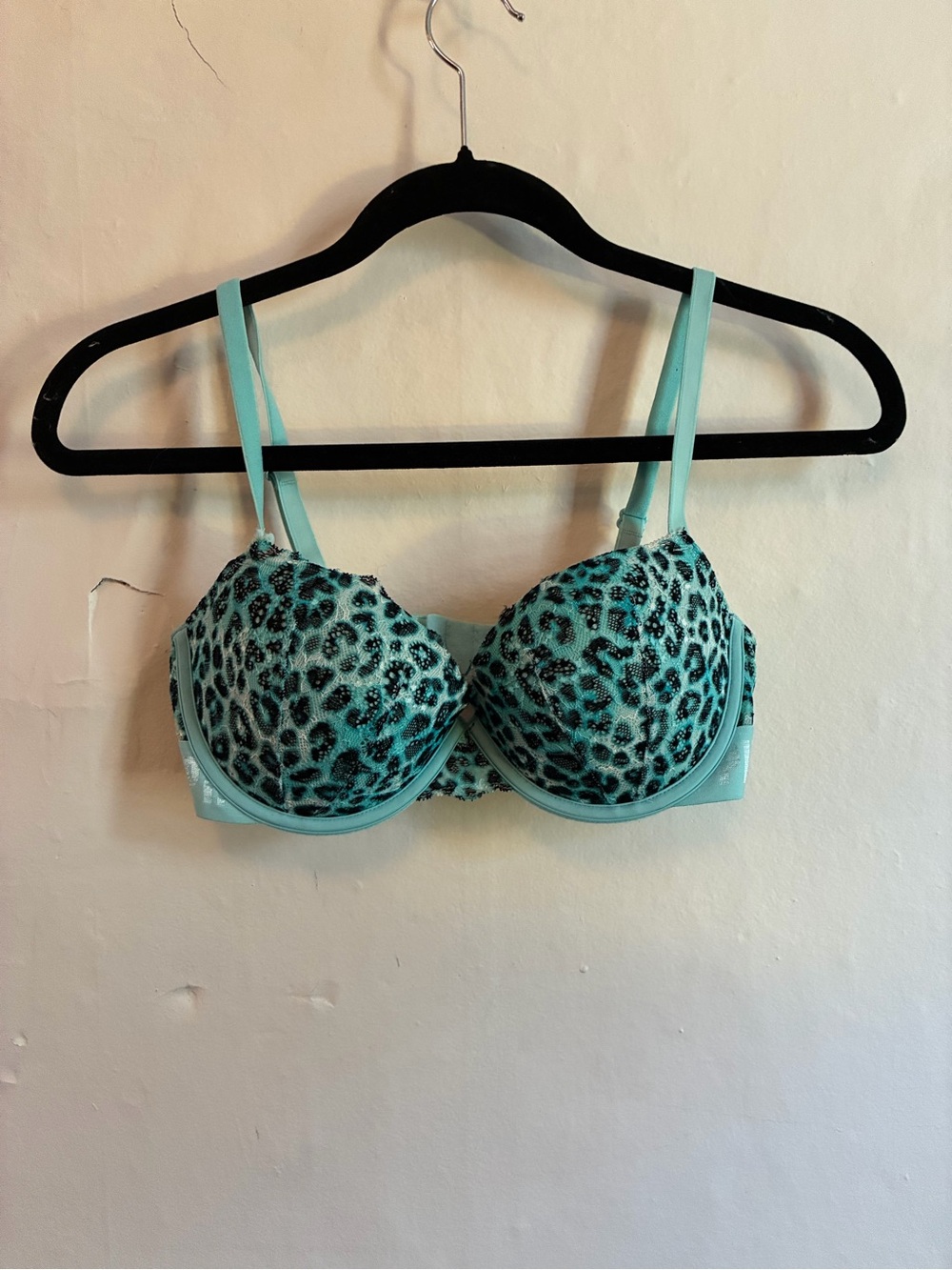 PINK date push up cheetah print lace bra